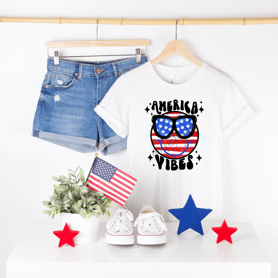 America Vibes Patriotic Smiley Face Transfer